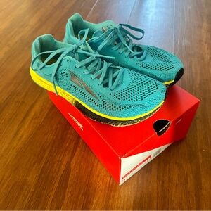 ALTRA Escalante Racer - Blue - SZ 9